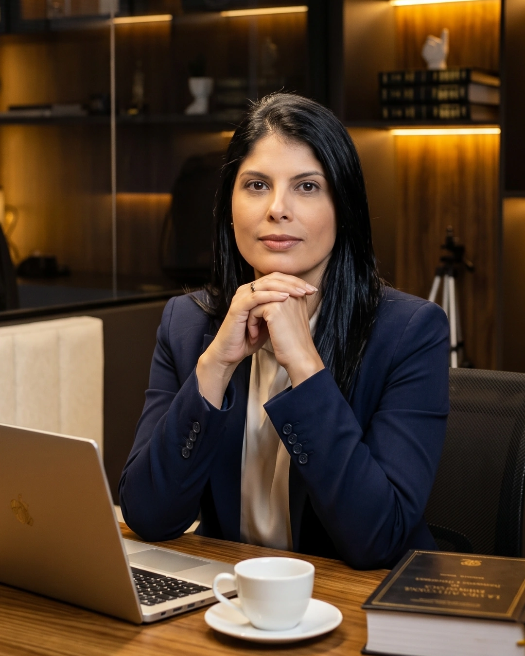 Isabel Ghizoni, advogada associada